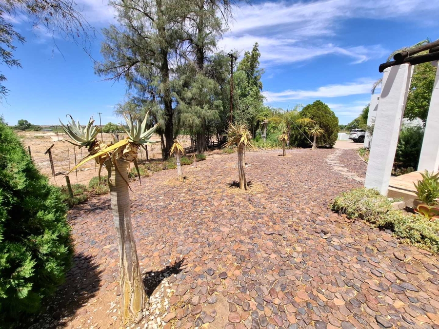 4 Bedroom Property for Sale in Upington Northern Cape